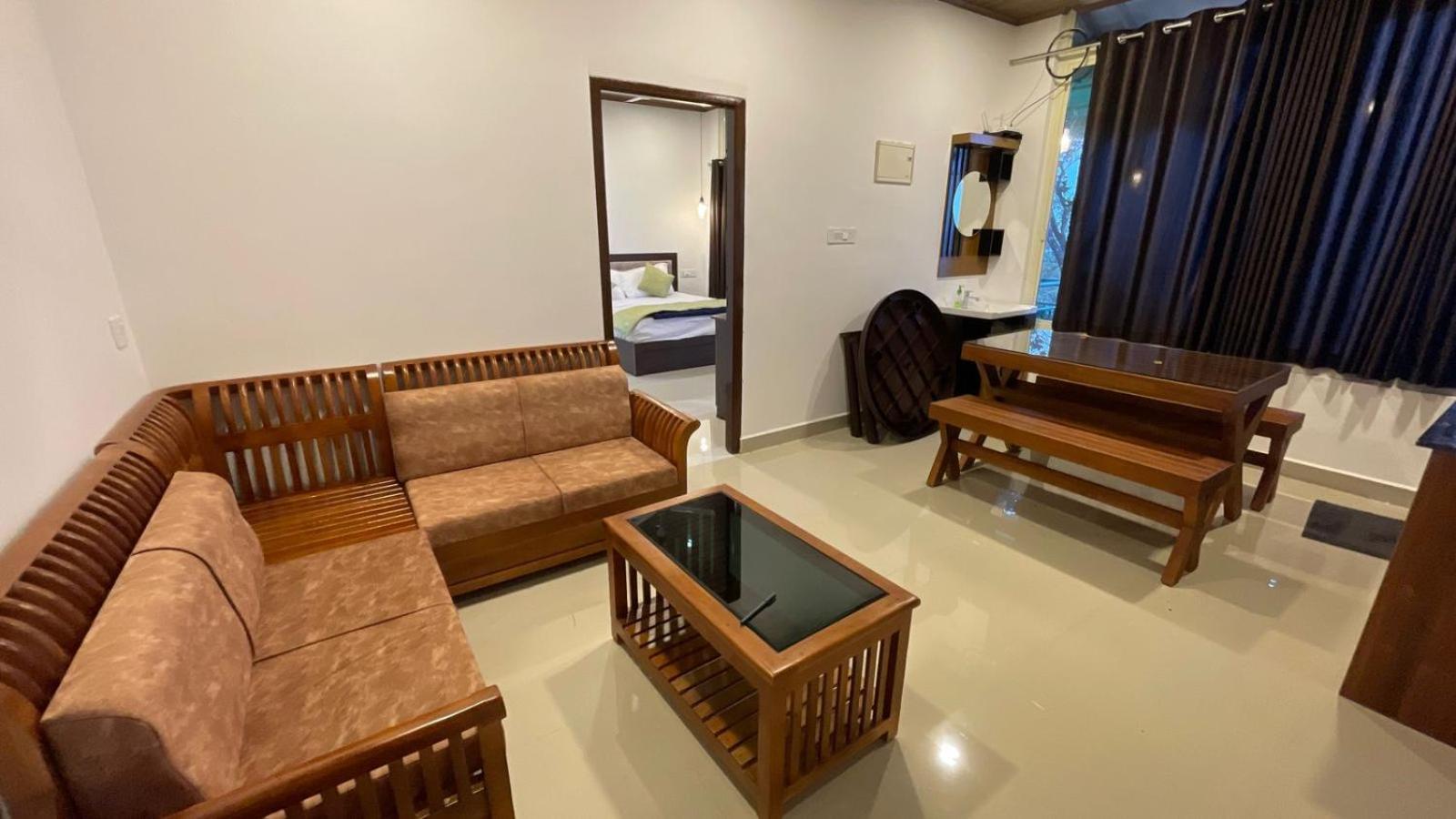 Idukki Dam View Resort Exteriör bild