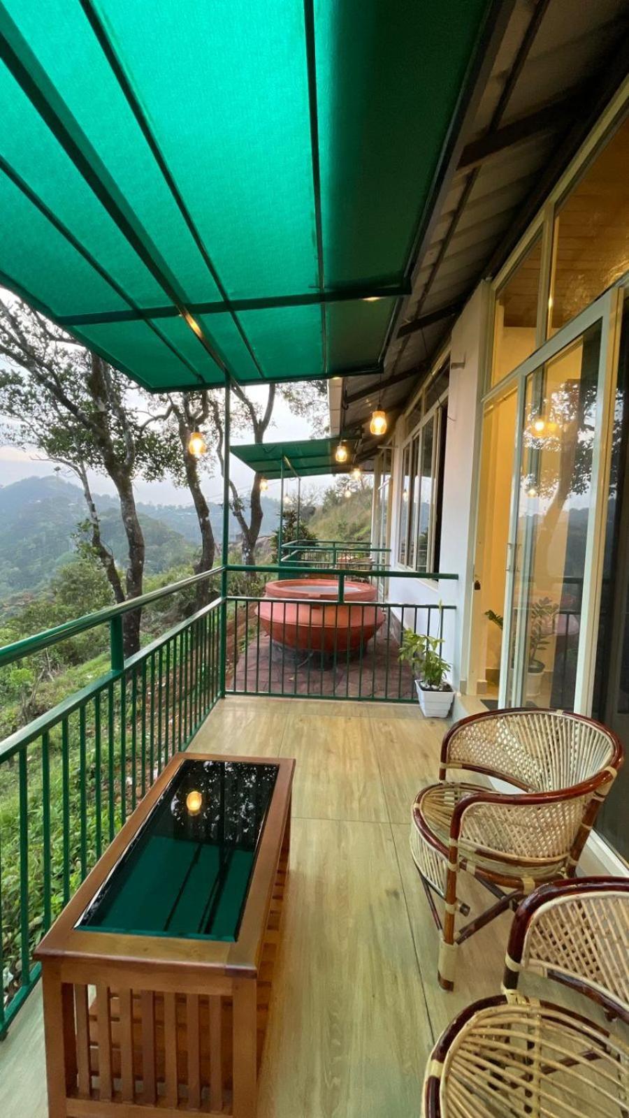 Idukki Dam View Resort Exteriör bild